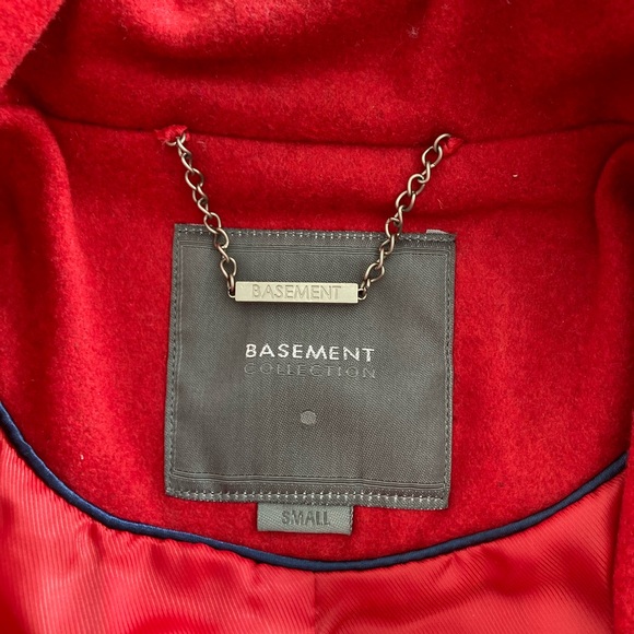 Coat - Picture 2 of 5